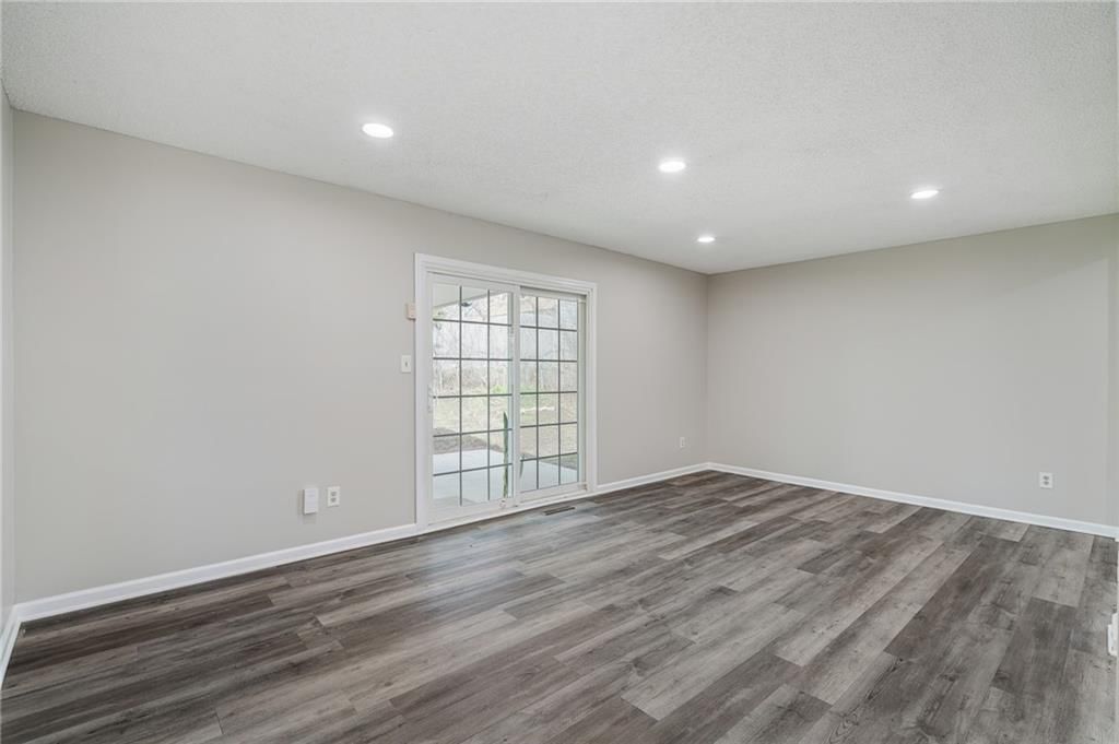 13020 S Brougham Drive — photo 5