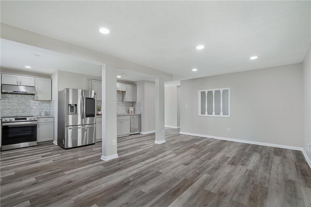 13020 S Brougham Drive — photo 7