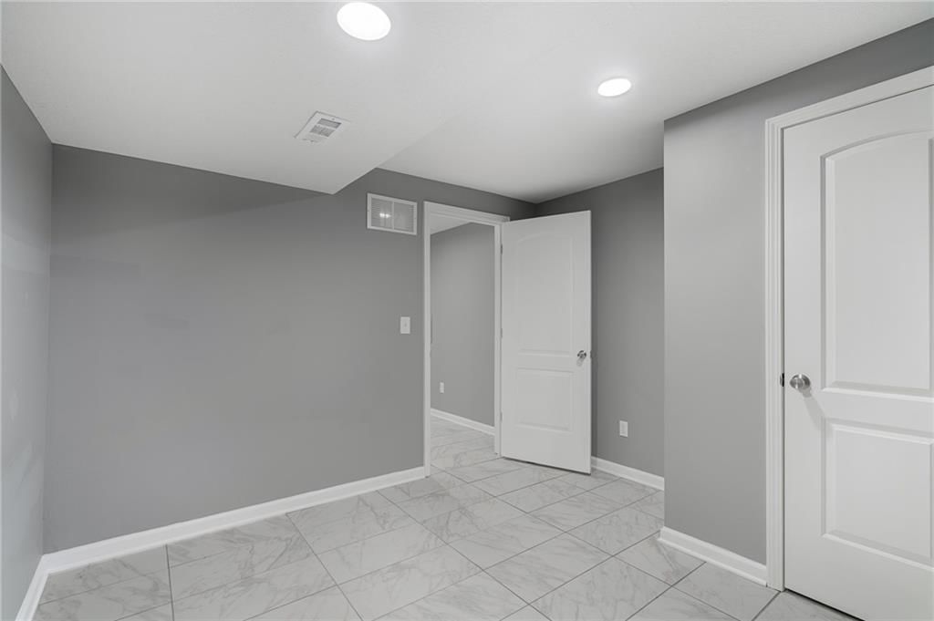 13020 S Brougham Drive — photo 34