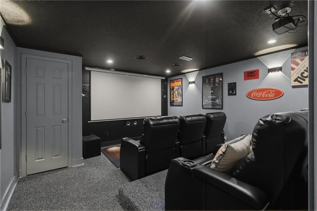 647 SW Crestview Drive, Grain Valley, MO