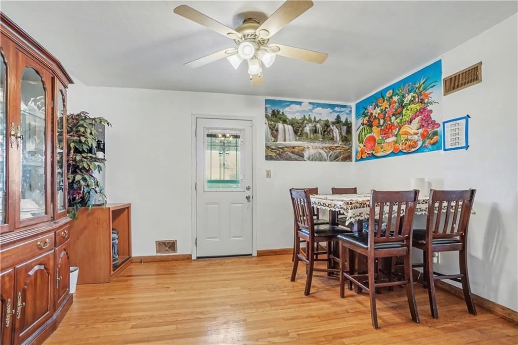 8225 WOOD Avenue — photo 10
