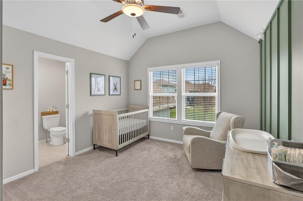 4011 W 157th Terrace — photo 35