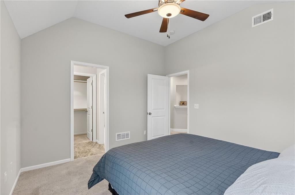 4011 W 157th Terrace — photo 37