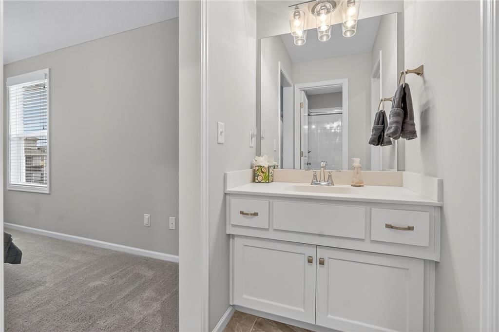 4011 W 157th Terrace — photo 39