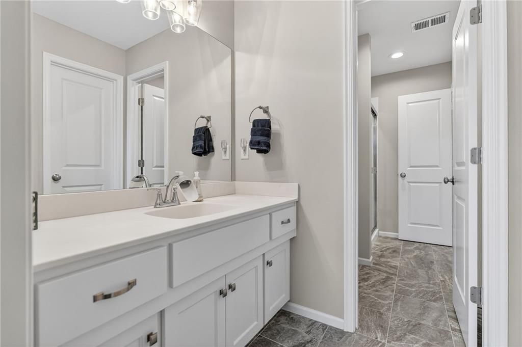 4011 W 157th Terrace — photo 43