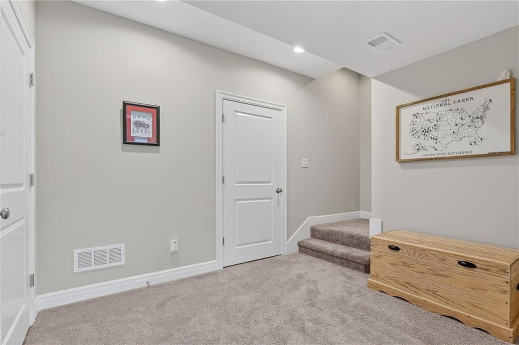4011 W 157th Terrace — photo 44