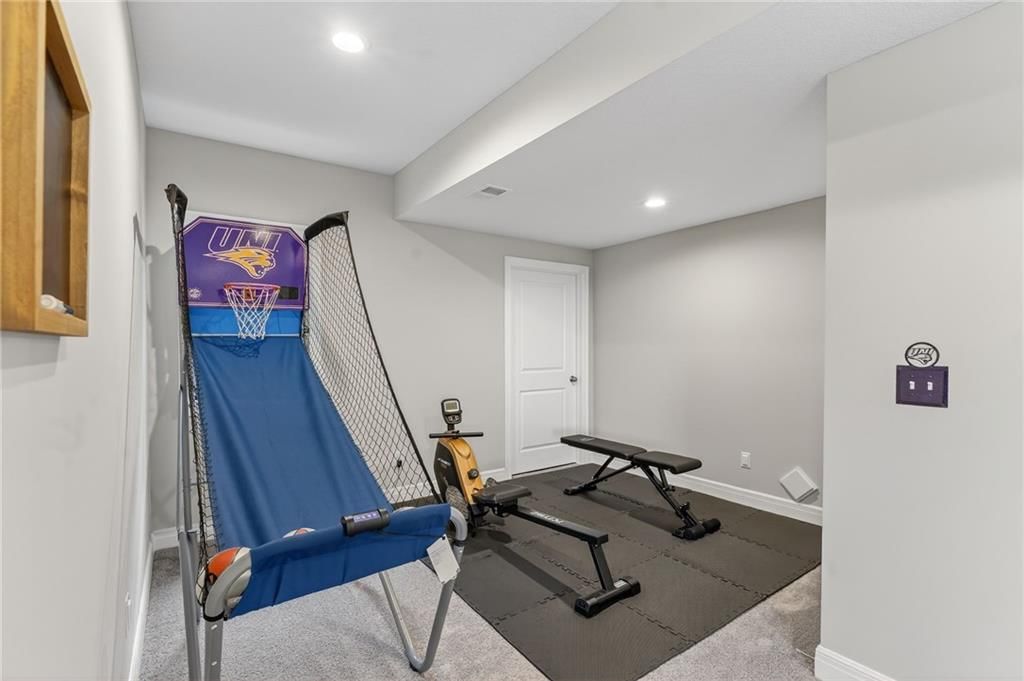 4011 W 157th Terrace — photo 49