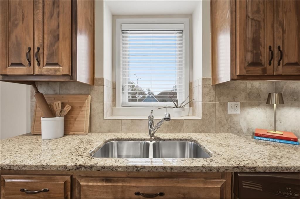 14650 S Glen Eyrie Street — photo 10