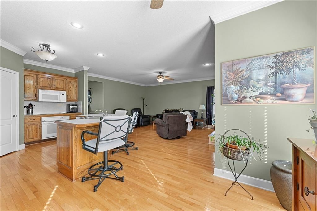 16313 S Chester Street — photo 11