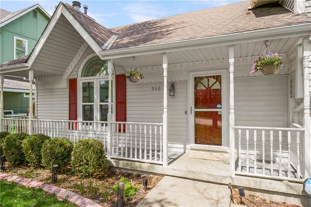 960 Ellis Street — photo 2