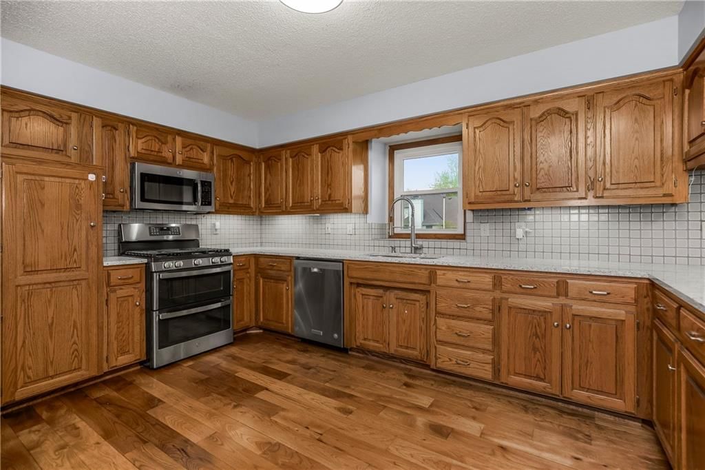960 Ellis Street — photo 8