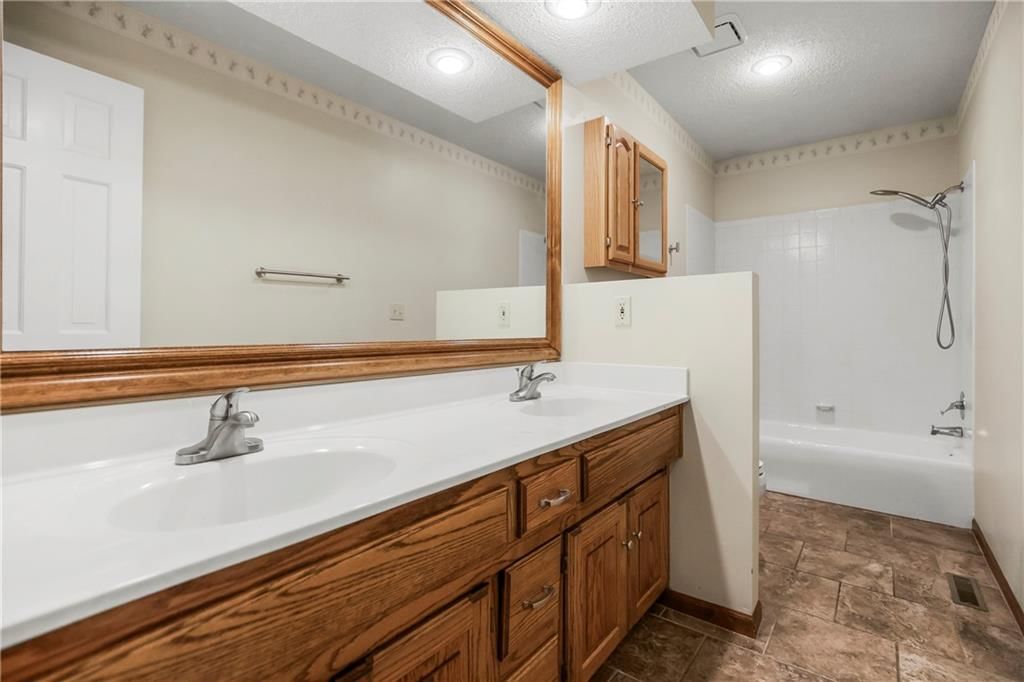 960 Ellis Street — photo 24