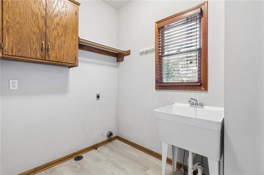 6642 Monticello Court — photo 23