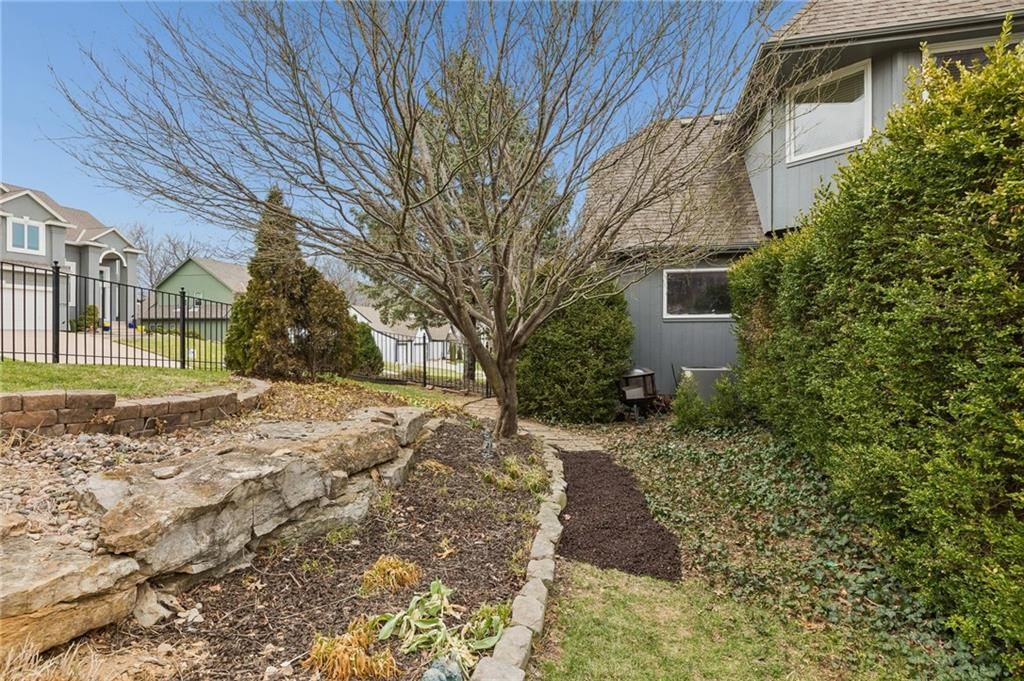 6642 Monticello Court — photo 48