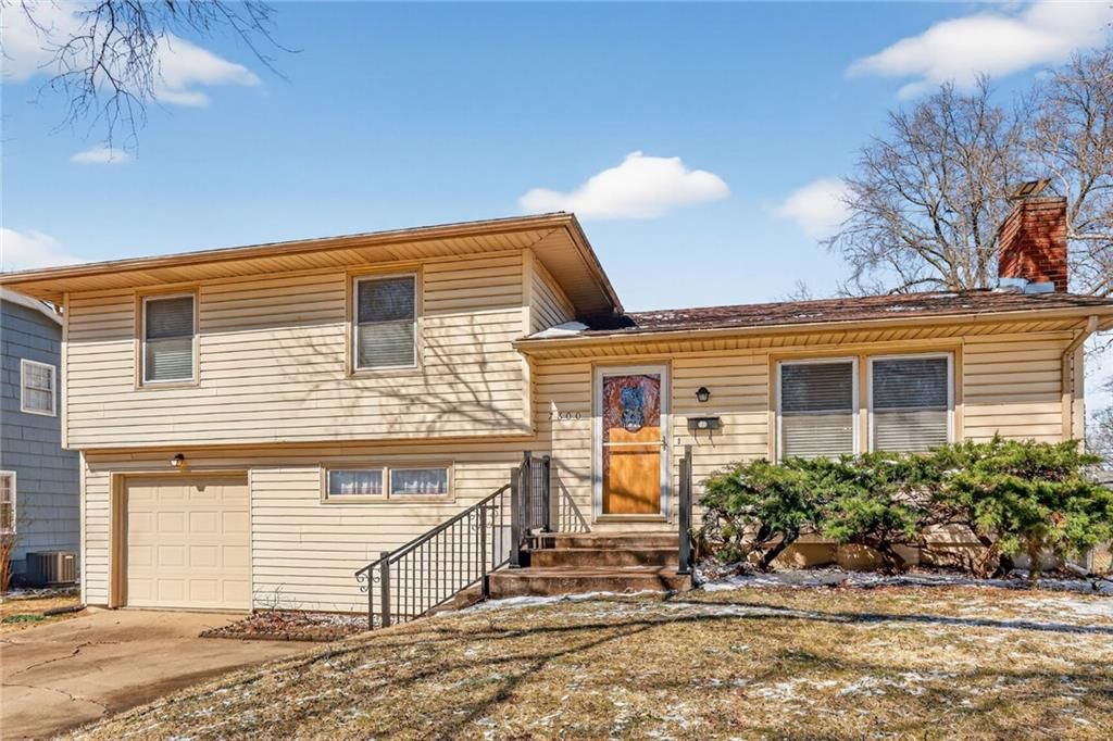 7800 W 96th Street, Overland Park, KS