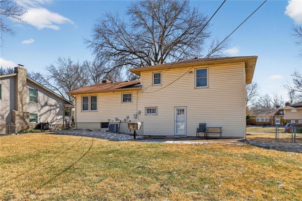 7800 W 96th Street — photo 14
