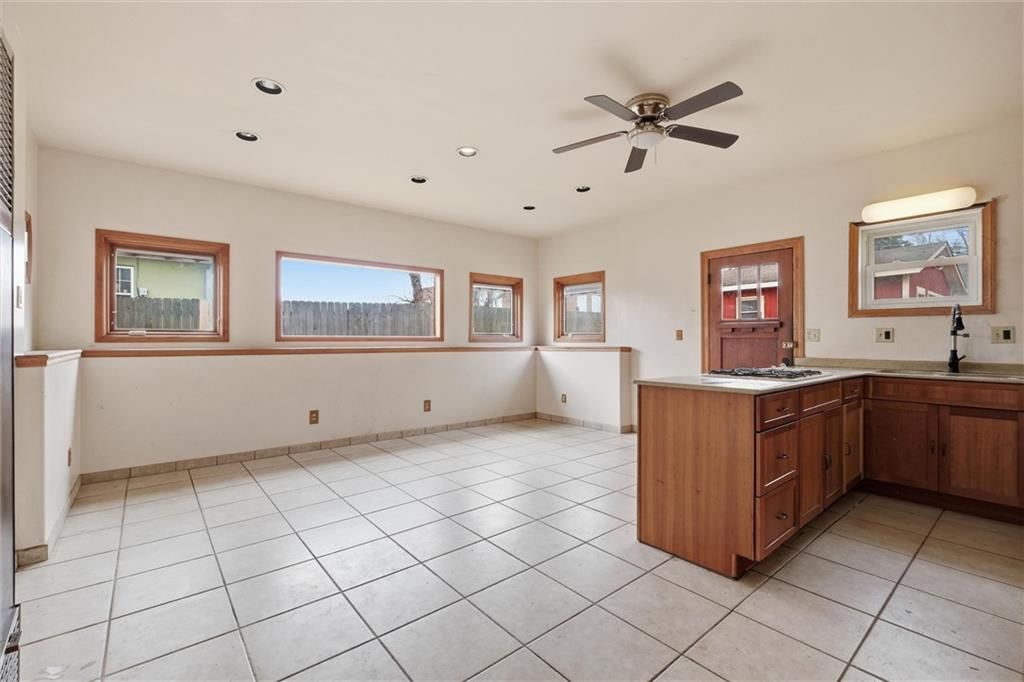 1341 Rhode Island Street — photo 12