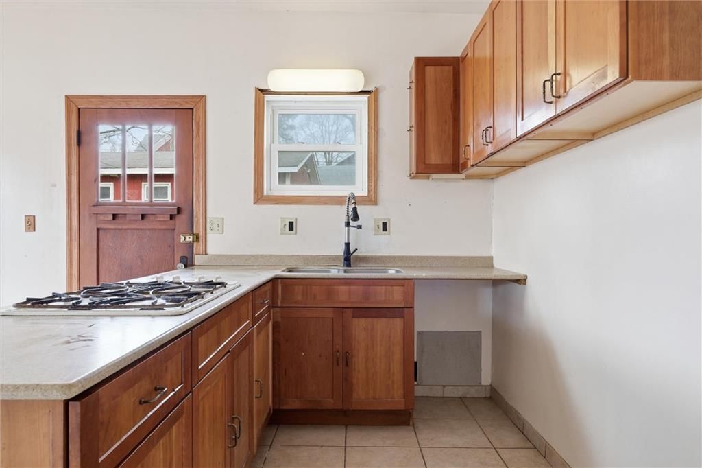 1341 Rhode Island Street — photo 14