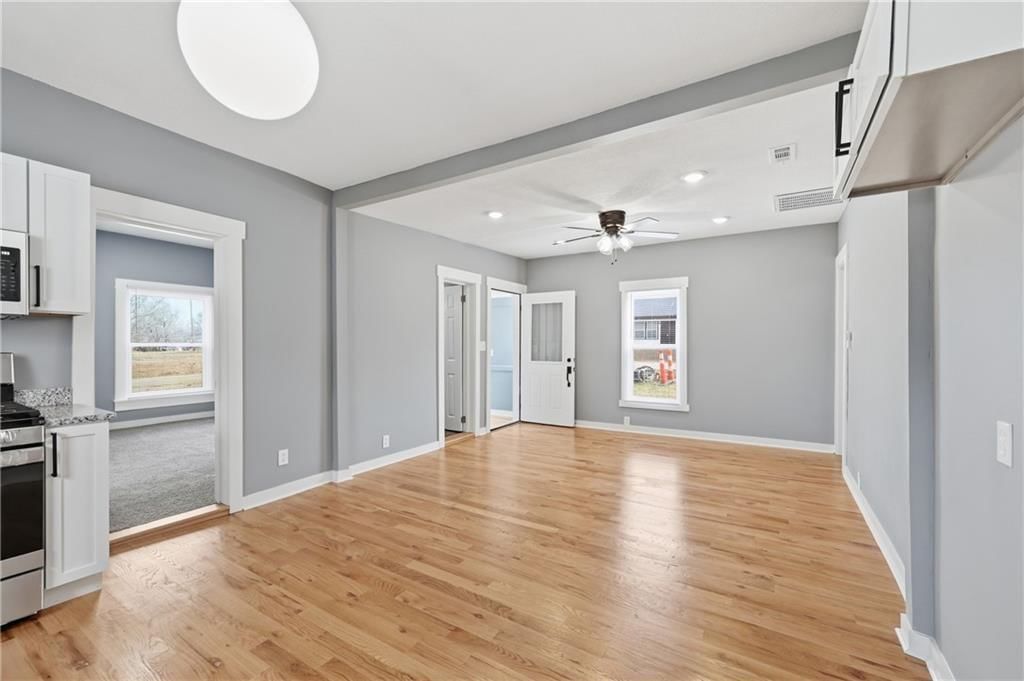 402 S Jefferson Street — photo 13