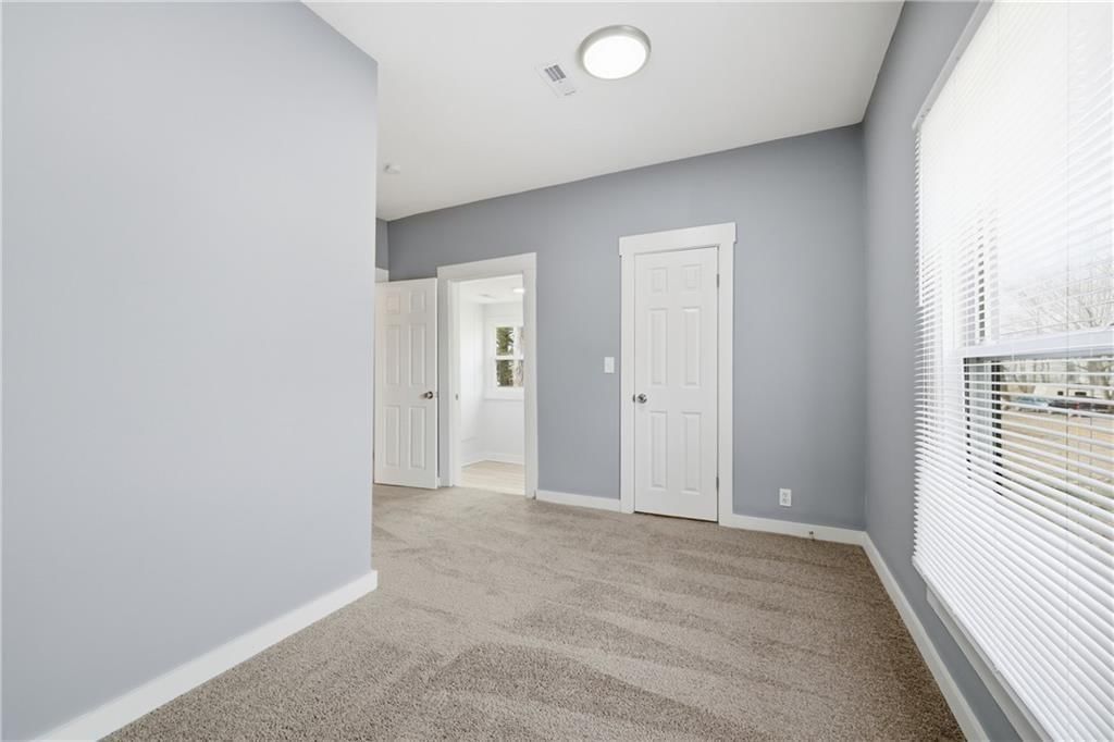402 S Jefferson Street — photo 26