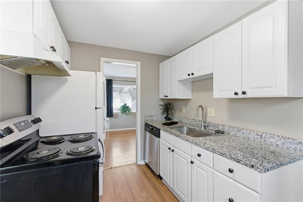 2509 S Sterling Avenue — photo 7