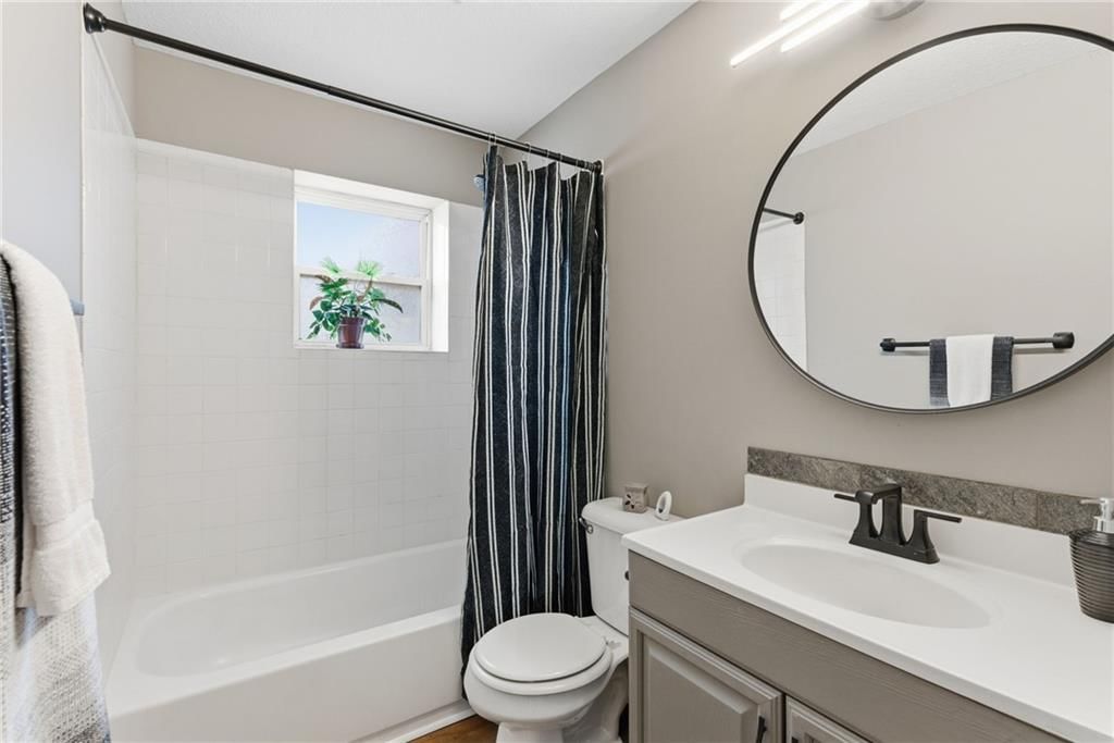 2509 S Sterling Avenue — photo 13