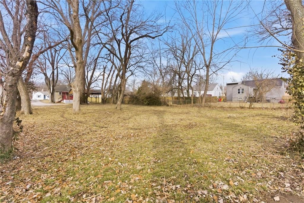 2509 S Sterling Avenue — photo 33