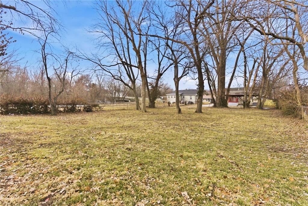 2509 S Sterling Avenue — photo 34