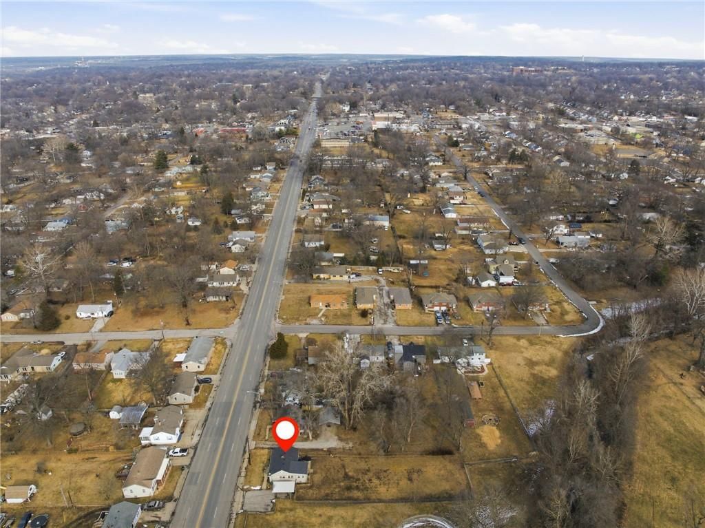 2509 S Sterling Avenue — photo 38