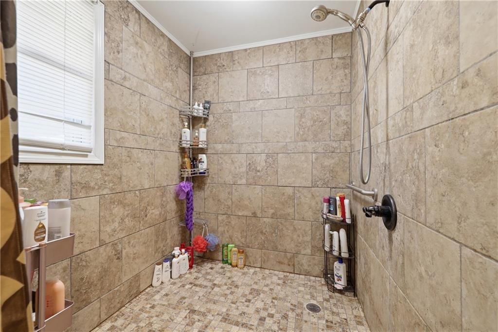 209 W Nebraska Avenue — photo 11