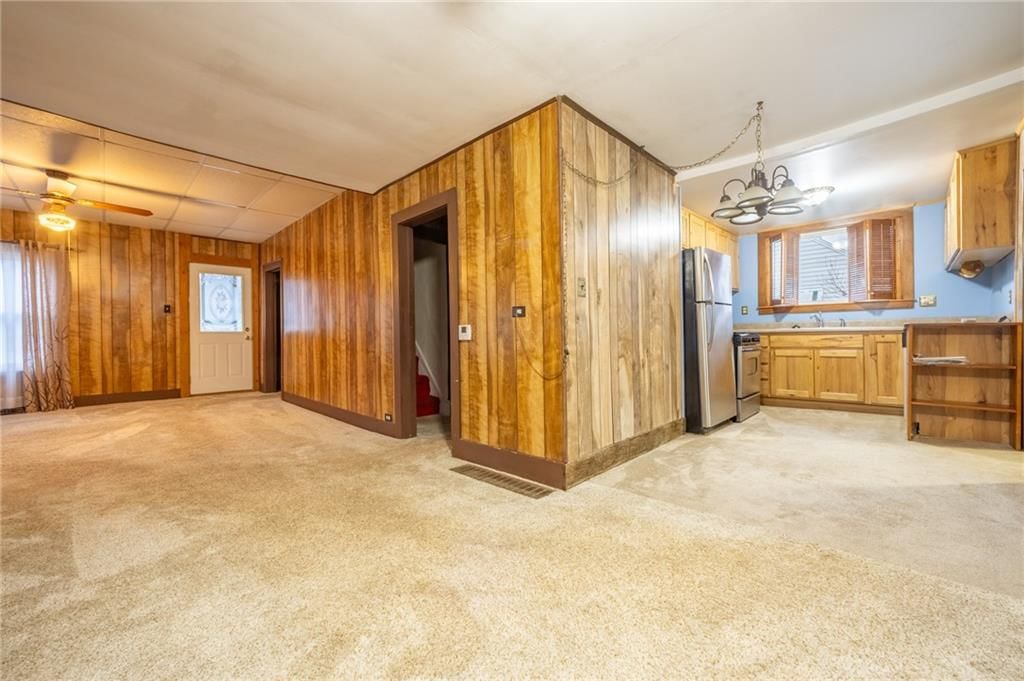 212 W Mill Street — photo 7