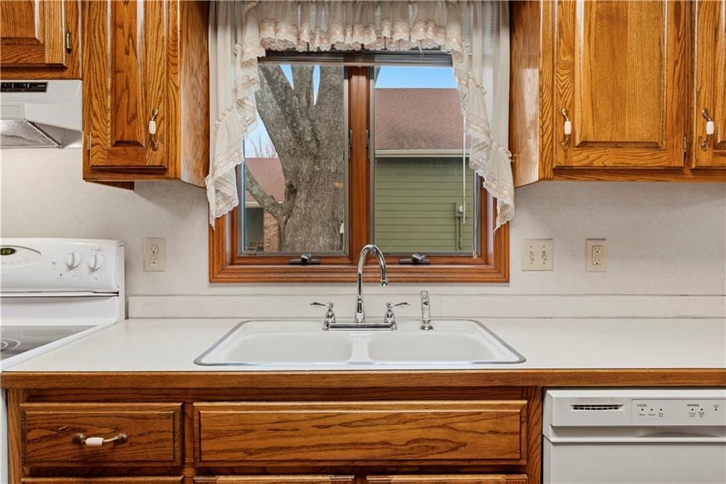 802 S Timberbrook Drive — photo 11