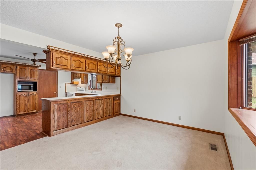 802 S Timberbrook Drive — photo 16