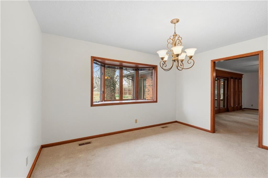 802 S Timberbrook Drive — photo 17