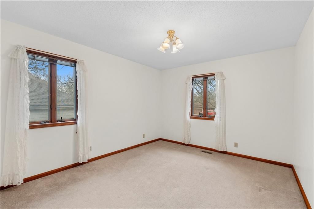 802 S Timberbrook Drive — photo 35