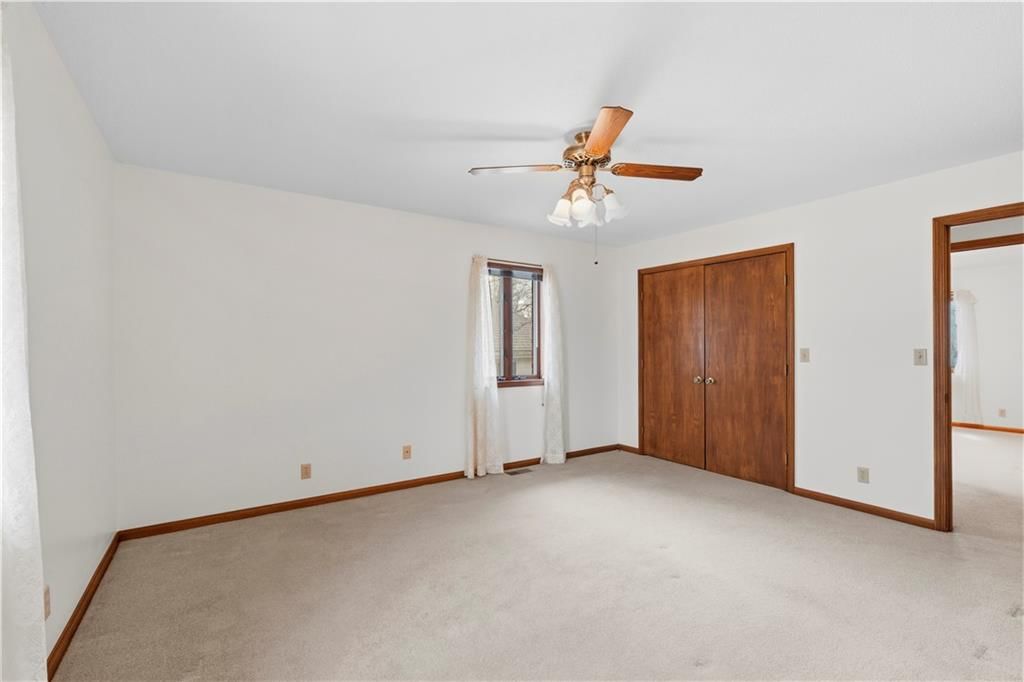 802 S Timberbrook Drive — photo 37