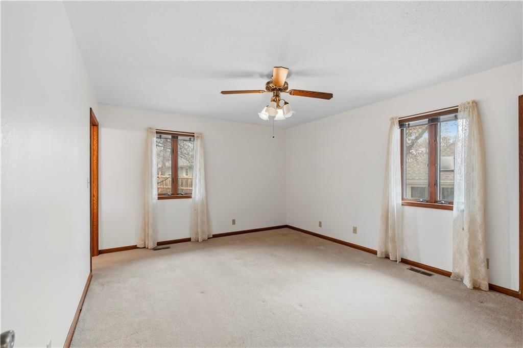 802 S Timberbrook Drive — photo 39