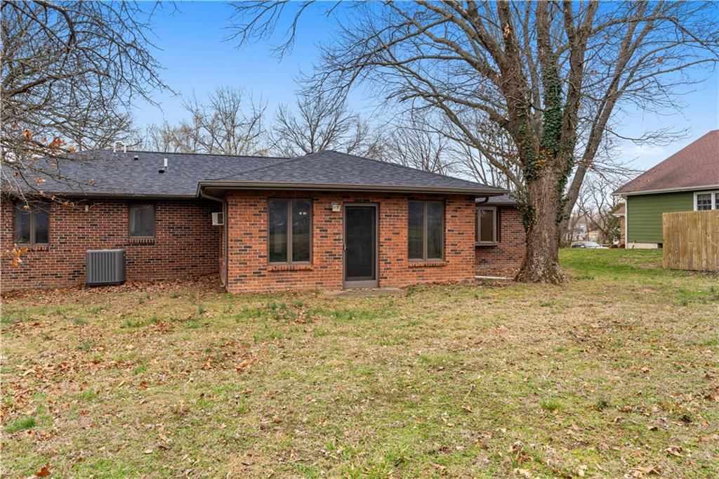 802 S Timberbrook Drive — photo 44