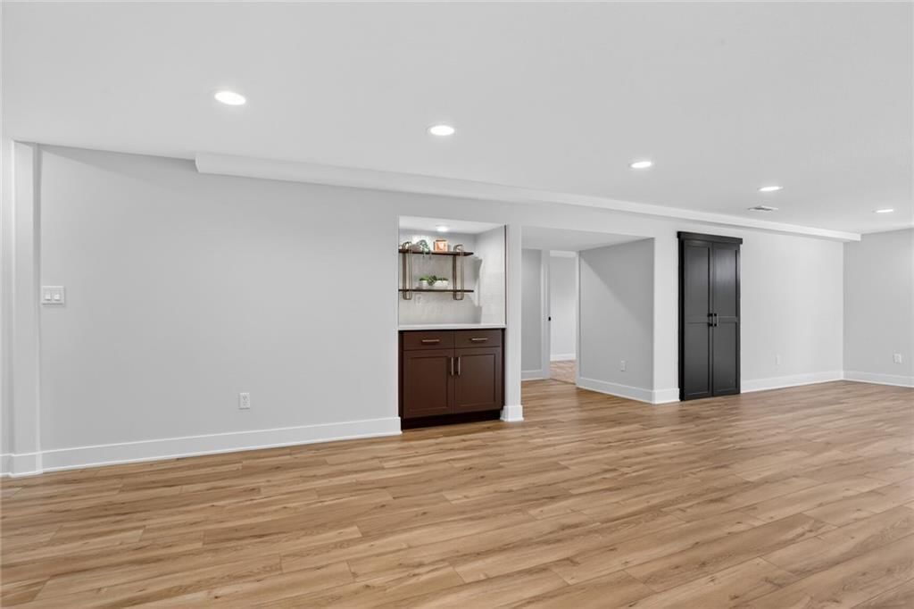 8206 NW Miami Street — photo 18