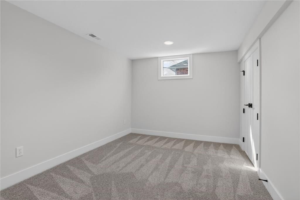 8206 NW Miami Street — photo 20