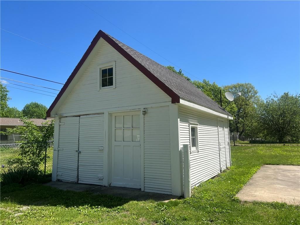 4507 Blue Ridge Boulevard — photo 10