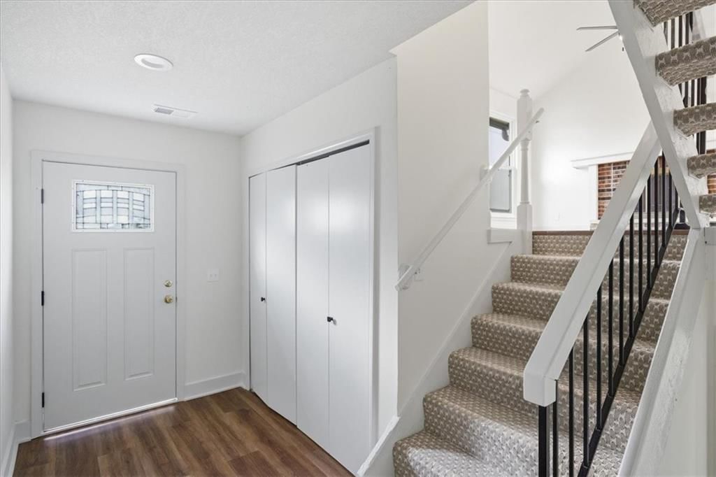 5761 N Anita Avenue — photo 3