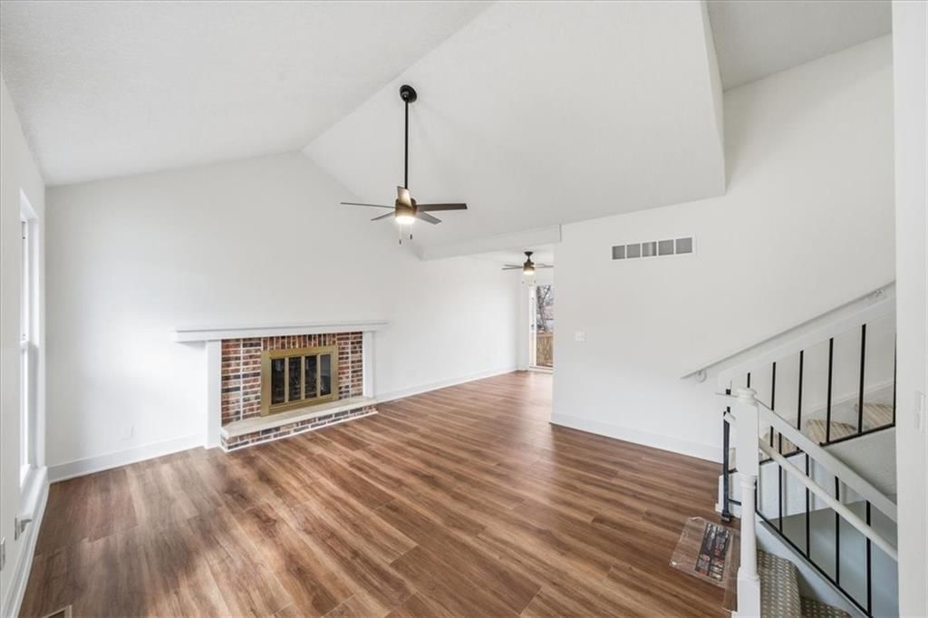 5761 N Anita Avenue — photo 6
