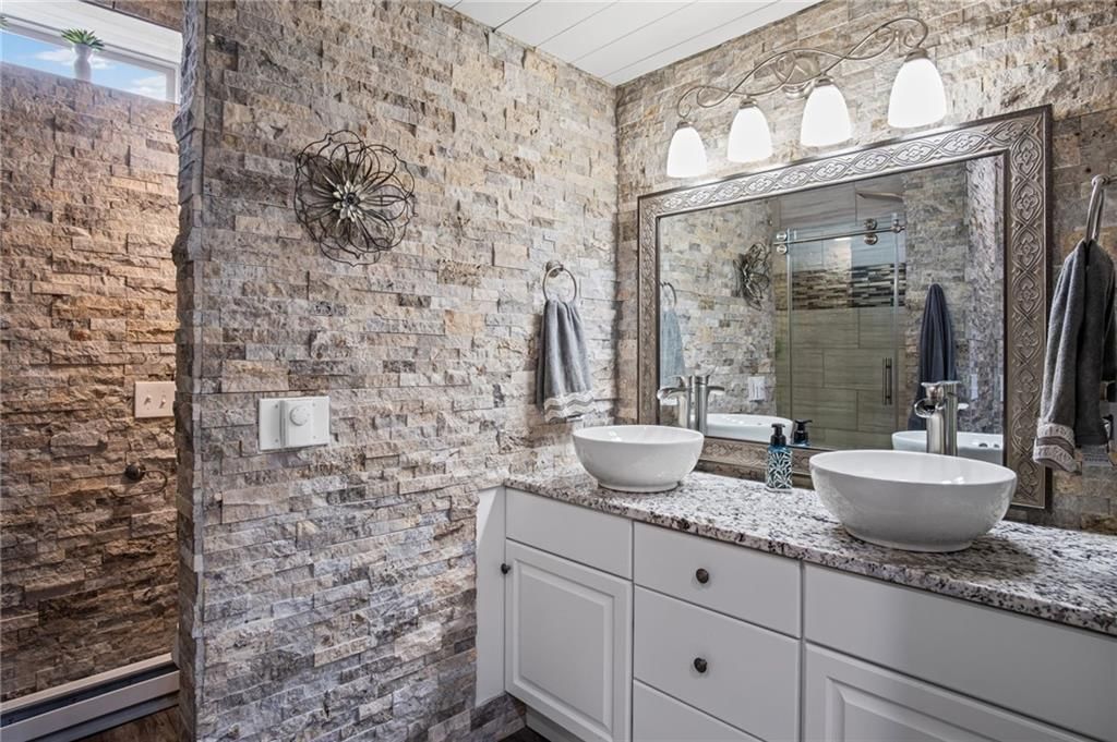 4600 Greystone Drive — photo 26