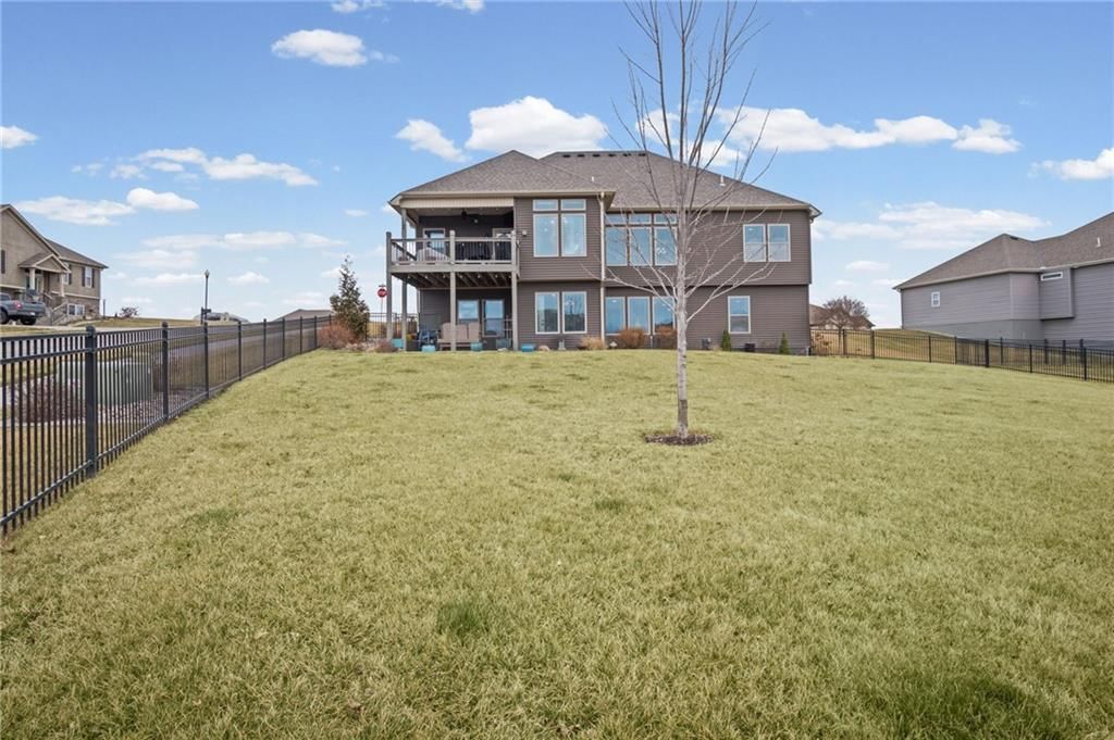 4600 Greystone Drive — photo 30