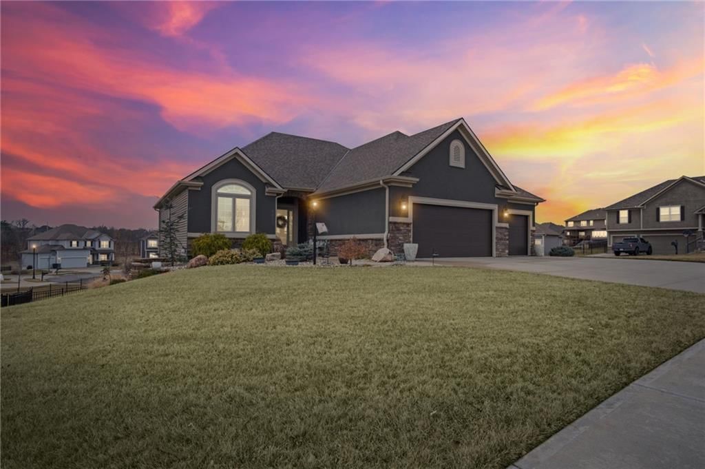 4600 Greystone Drive — photo 31