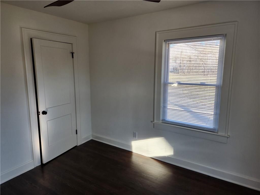 4412 N Jackson Avenue — photo 8