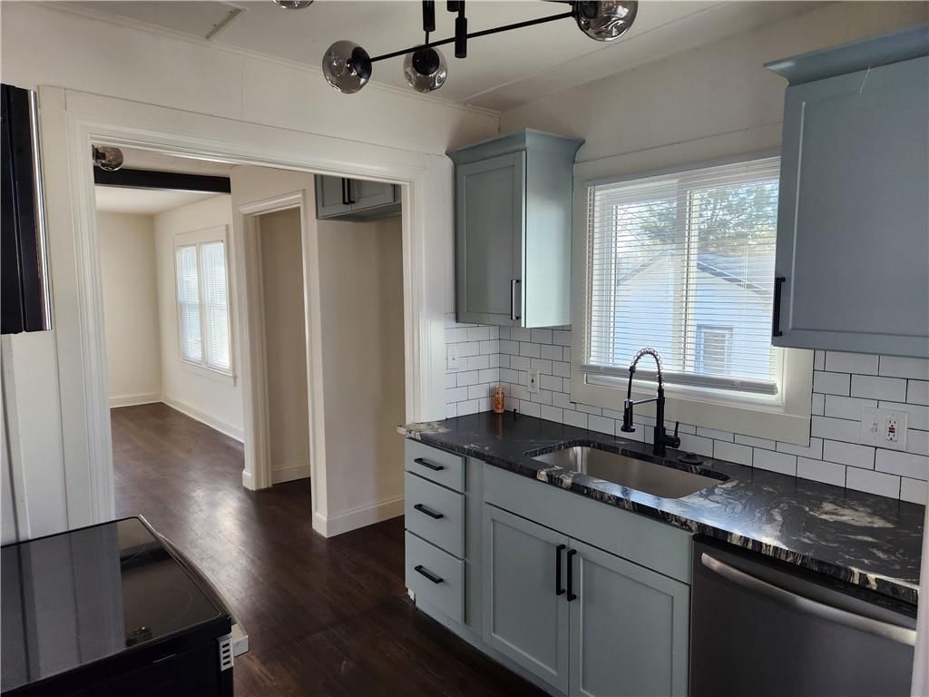 4412 N Jackson Avenue — photo 18