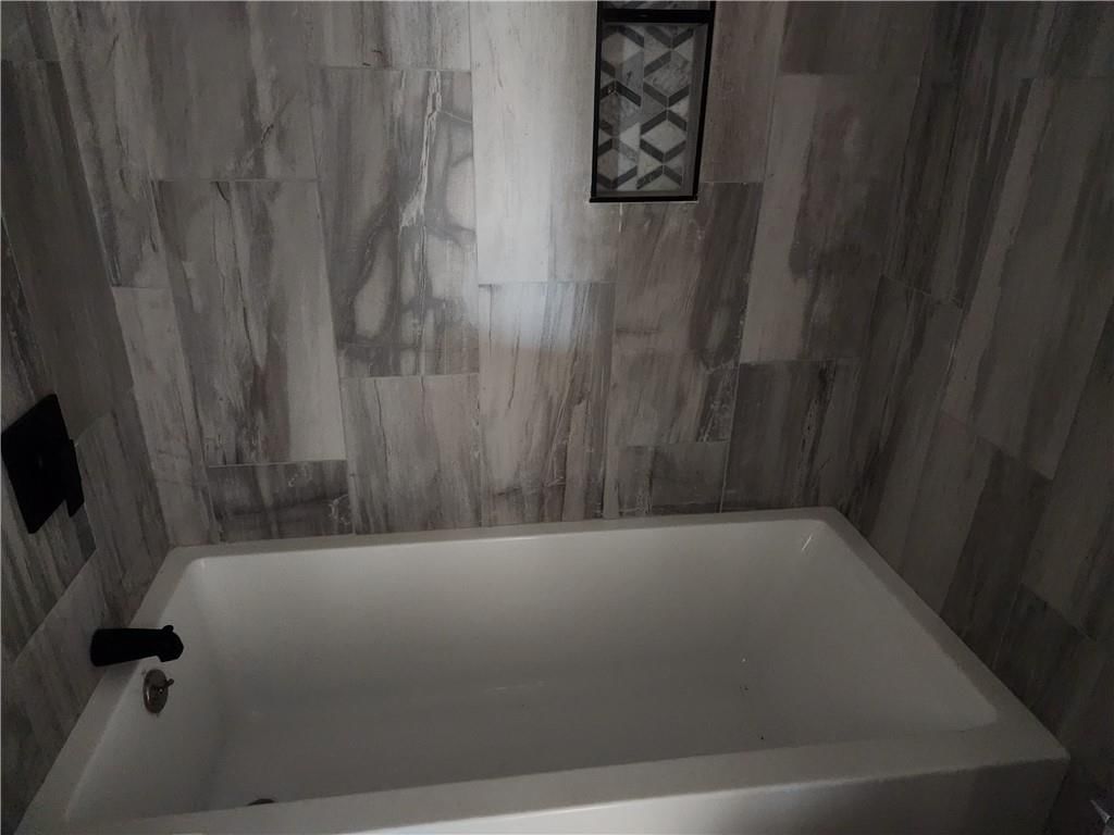 4412 N Jackson Avenue — photo 26