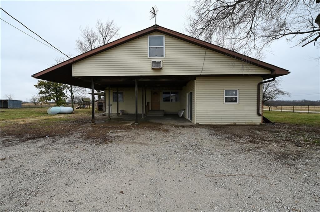 13100 E H Highway — photo 10